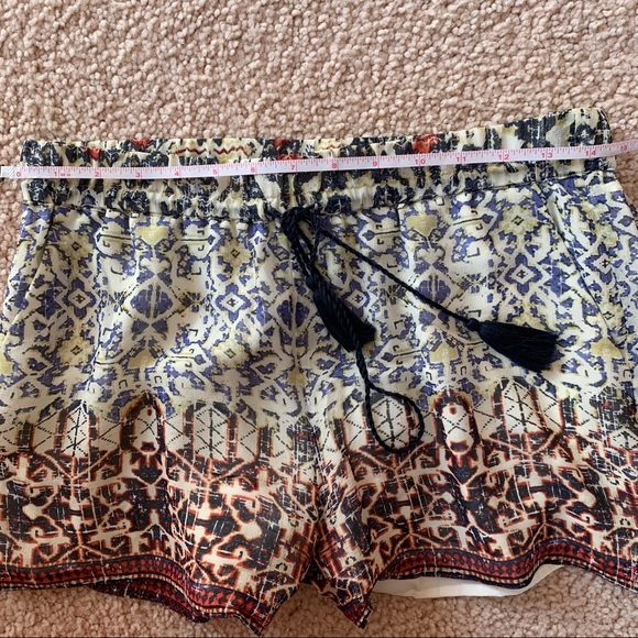 Joie Drawstring Patterned Shorts - Picture 9 of 10